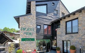 Petit Hotel de Riu